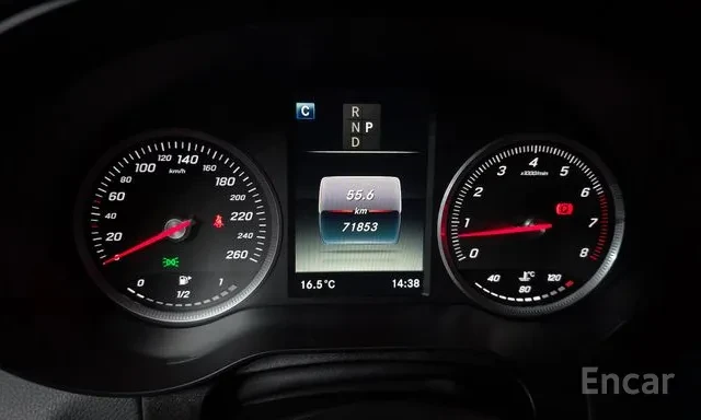 Mercedes-Benz GLC 300 COUPE4MATIC* BURMESTER* ДИСТРОНИК* 360, снимка 13 - Автомобили и джипове - 56018584