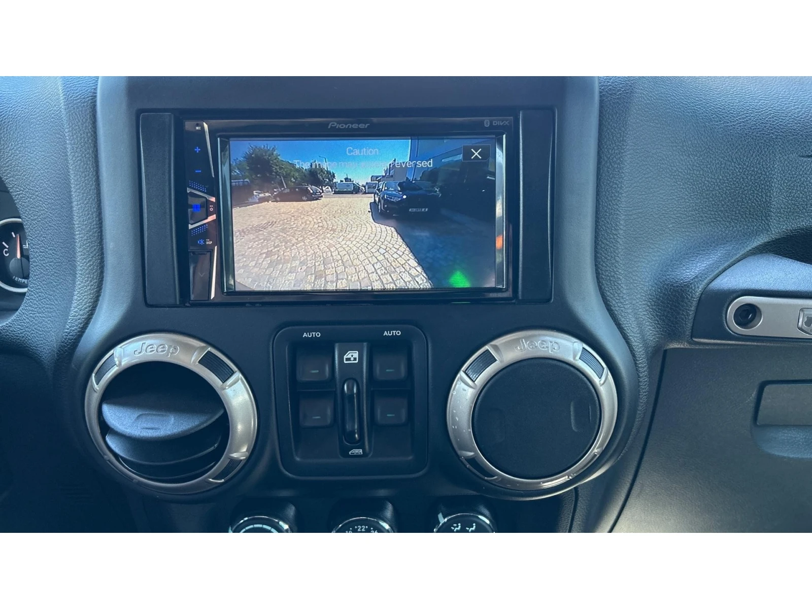 Jeep Wrangler    1142 . | Mobile.bg   15