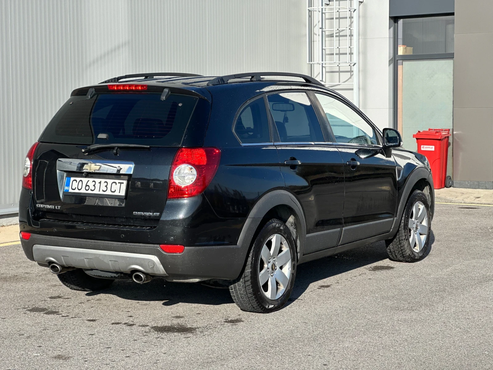 Chevrolet Captiva 2.4LT 4Х4 ГАЗ 7 МЕСТЕН РЪЧНИ СКОРОСТИ - изображение 3