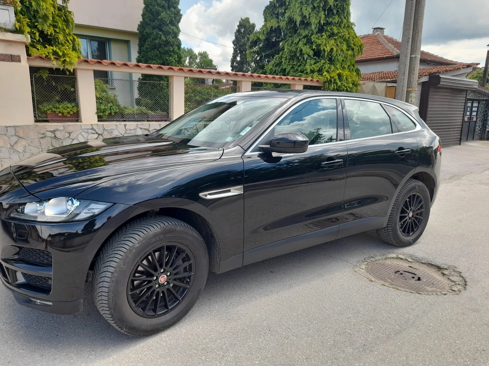 Jaguar F-PACE 2.0 d 180 4x4 - изображение 3