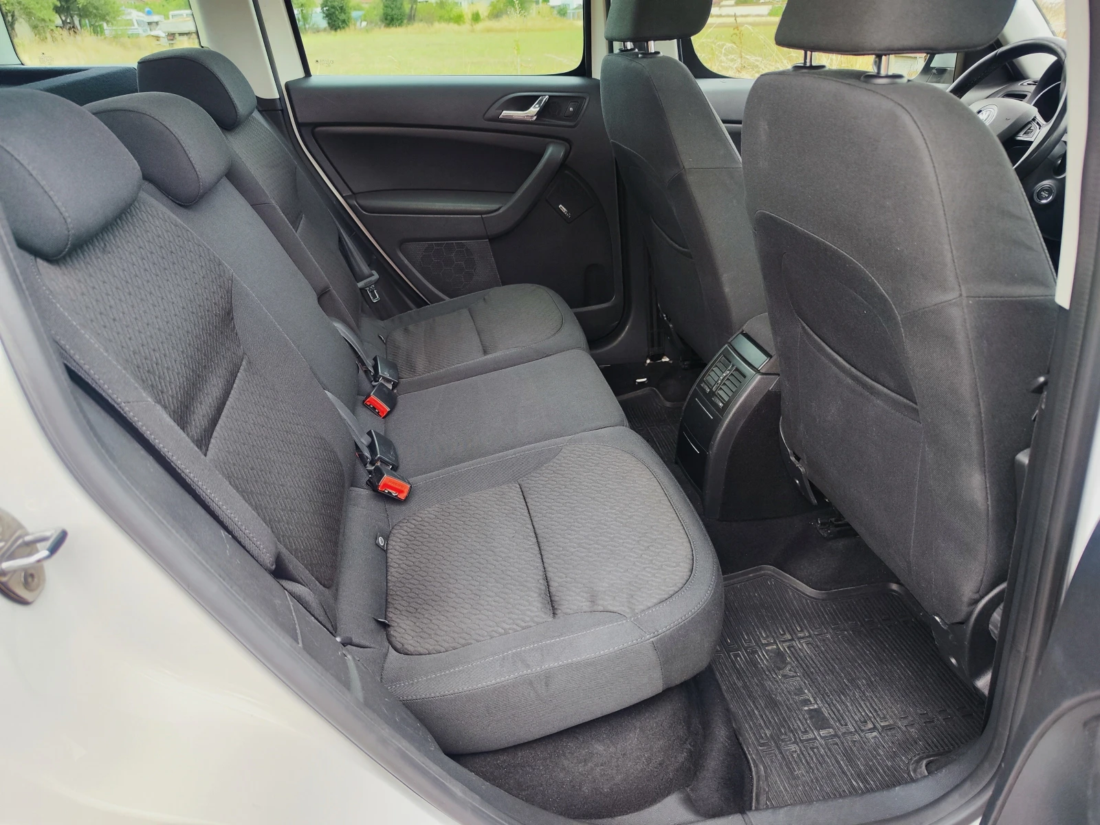 Skoda Yeti 4X4= 170ks | Mobile.bg   13