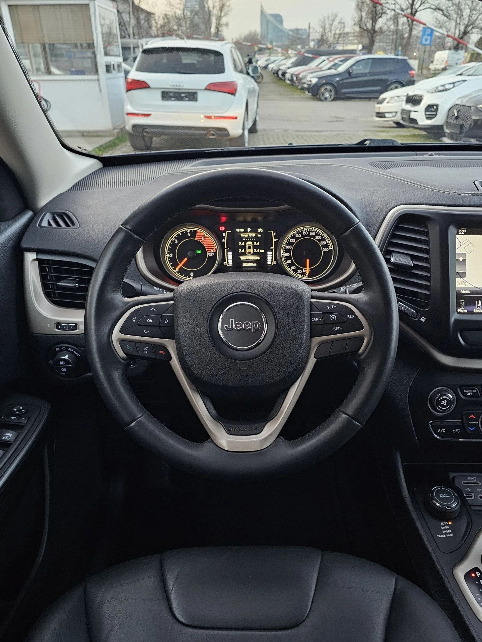 Jeep Cherokee 2.2 CRDI 4WD Night Eagle 200�.�. | Mobile.bg � ����������� 13