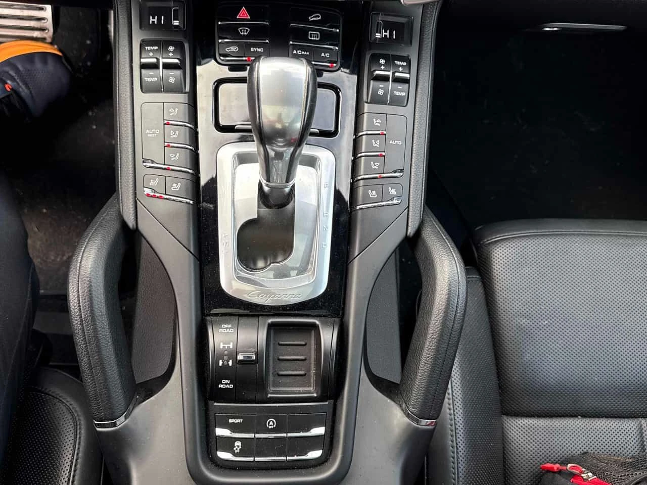 Porsche Cayenne * S * 2 КЛЮЧА* ПОДГРЕВ* KEYLESS* ПАНО* , снимка 10 - Автомобили и джипове - 54000106