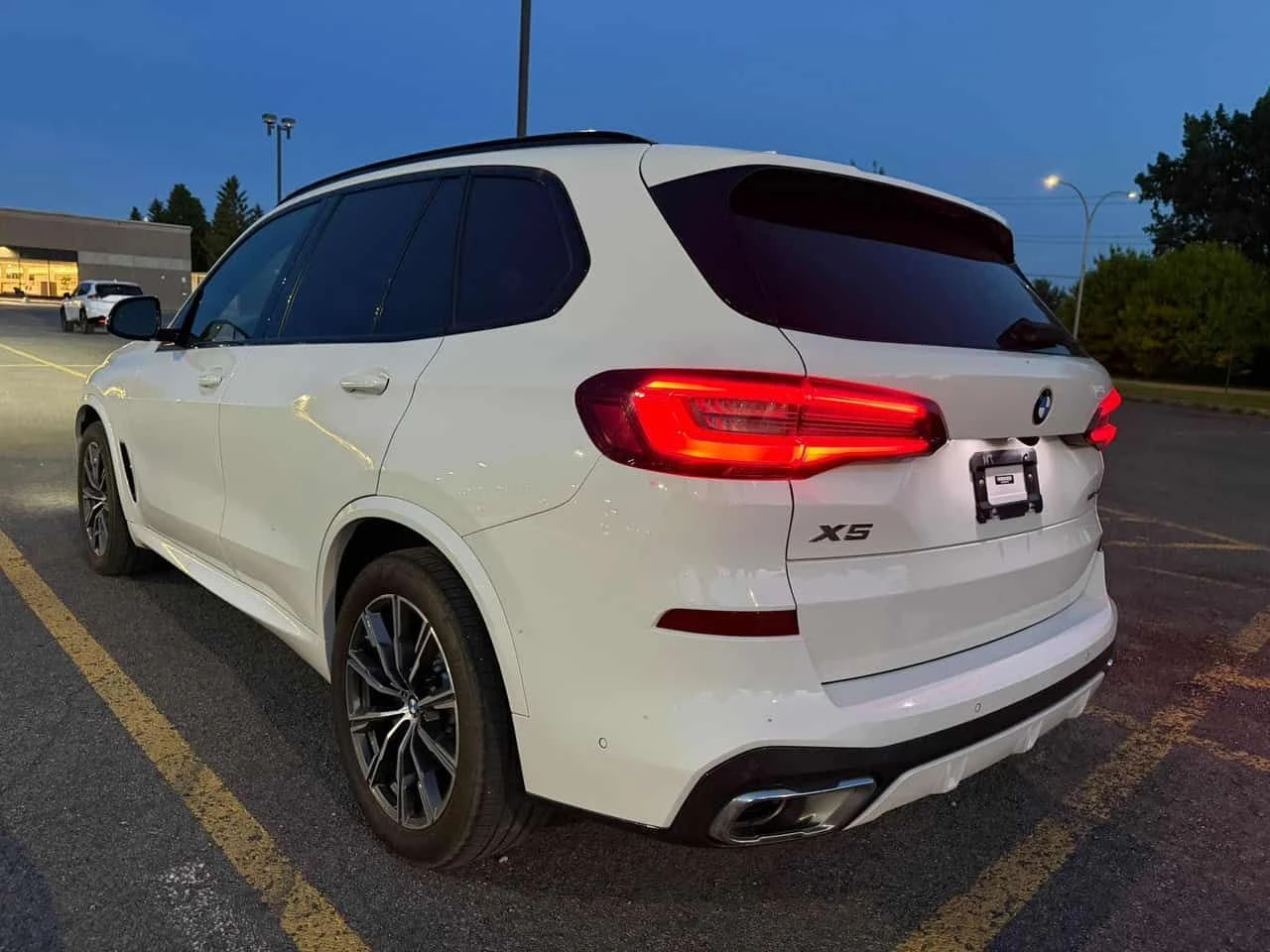 BMW X5 xDrive40i  CARFAX | Mobile.bg � ����������� 16