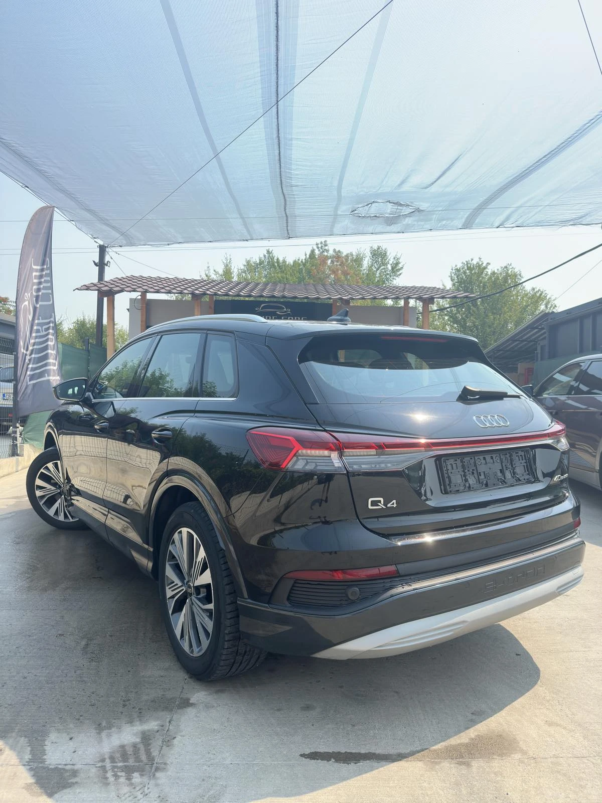 Audi Q4 40 82KWh/ADVANCED/SOH95, 5 СЕРТИФИКАТ/MATRIX/22Г., снимка 4 - Автомобили и джипове - 55402489