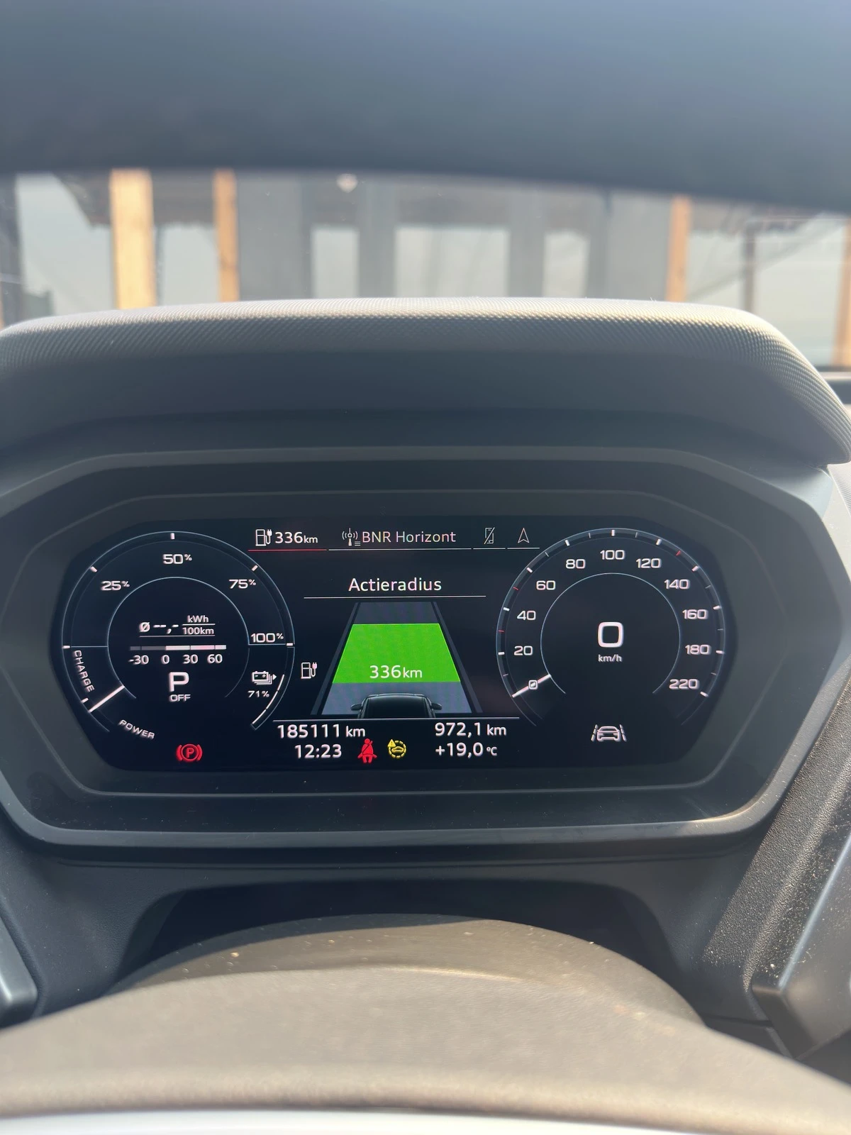 Audi Q4 40 82KWh/ADVANCED/SOH95, 5 СЕРТИФИКАТ/MATRIX/22Г., снимка 9 - Автомобили и джипове - 55402489