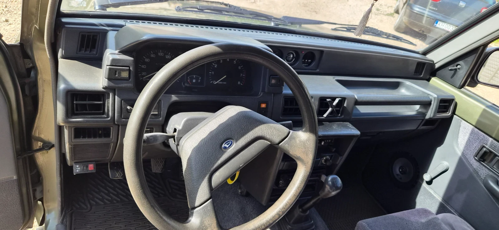 Daihatsu Feroza, снимка 9 - Автомобили и джипове - 55431108