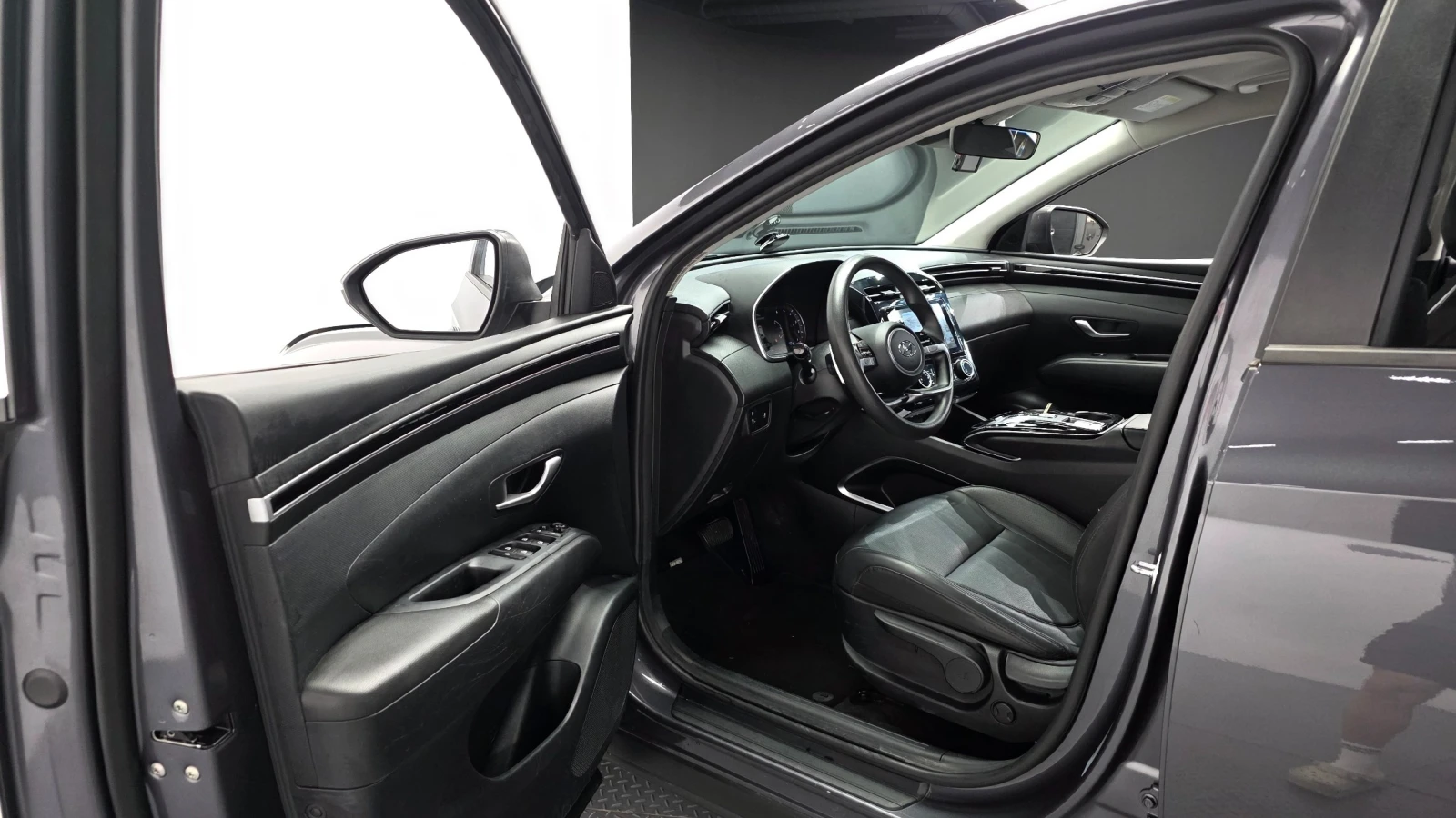 Hyundai Tucson 2.0 CRDi 4WD Modern | Камера | Lane Assist, снимка 10 - Автомобили и джипове - 55501335