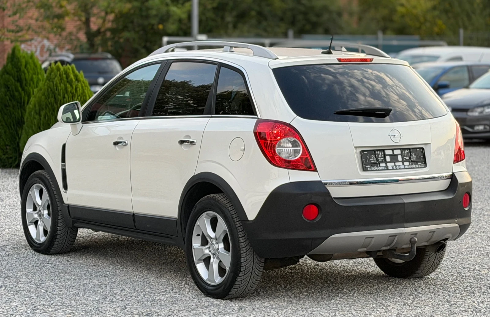 Opel Antara 2.0CDTi 150кс 4х4 Автоматик Навигация, снимка 4 - Автомобили и джипове - 55996967