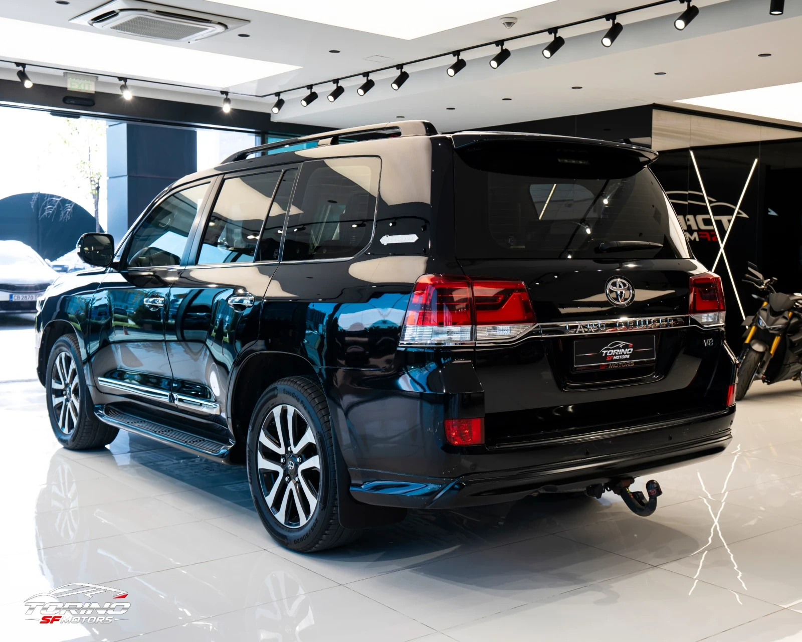 Toyota Land cruiser EXCALIBUR* V8* 3xTV* 6+ 1* JBL* KEYLESS* FULLMAXX* | Mobile.bg � ����������� 3
