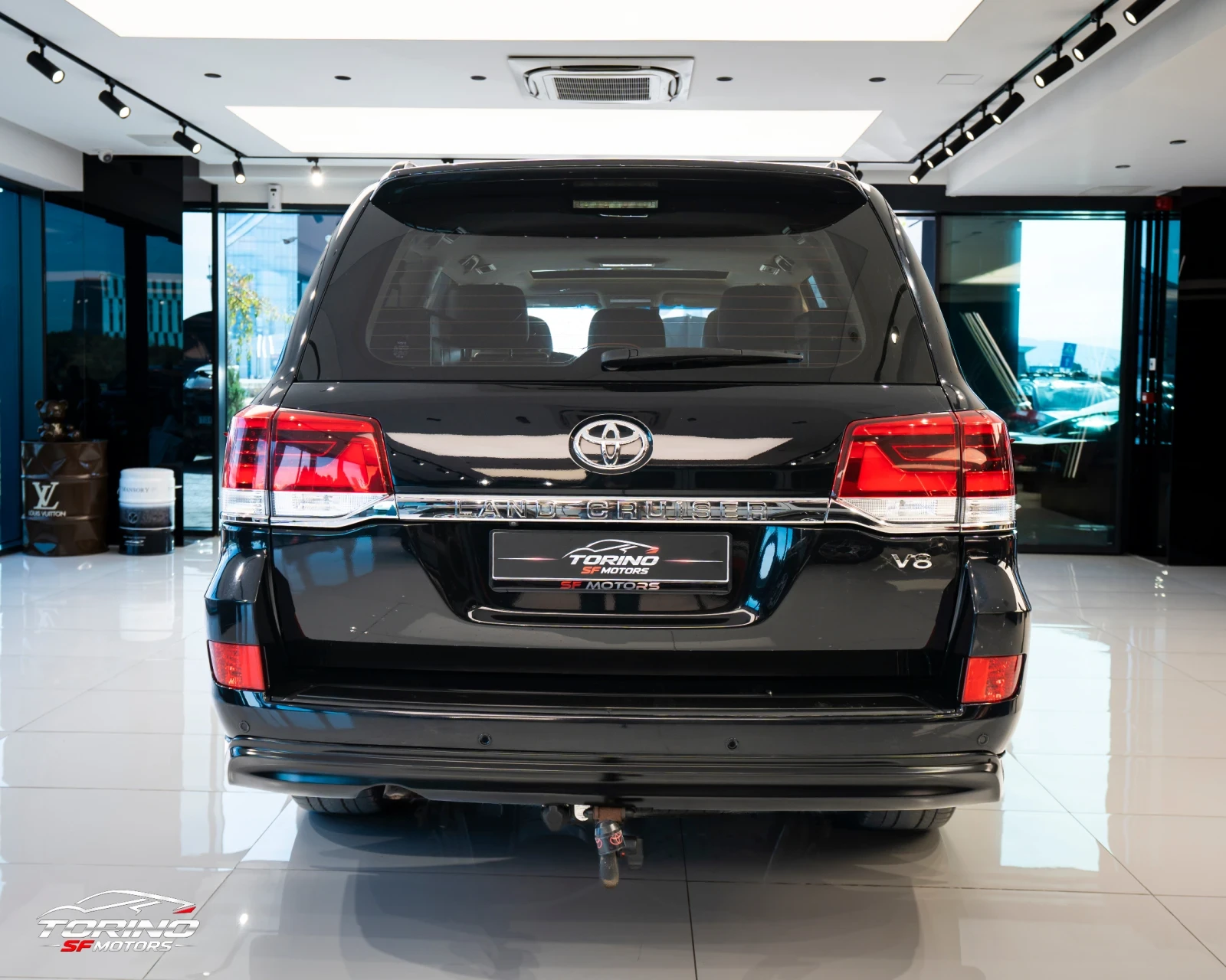 Toyota Land cruiser EXCALIBUR* V8* 3xTV* 6+ 1* JBL* KEYLESS* FULLMAXX* | Mobile.bg � ����������� 4