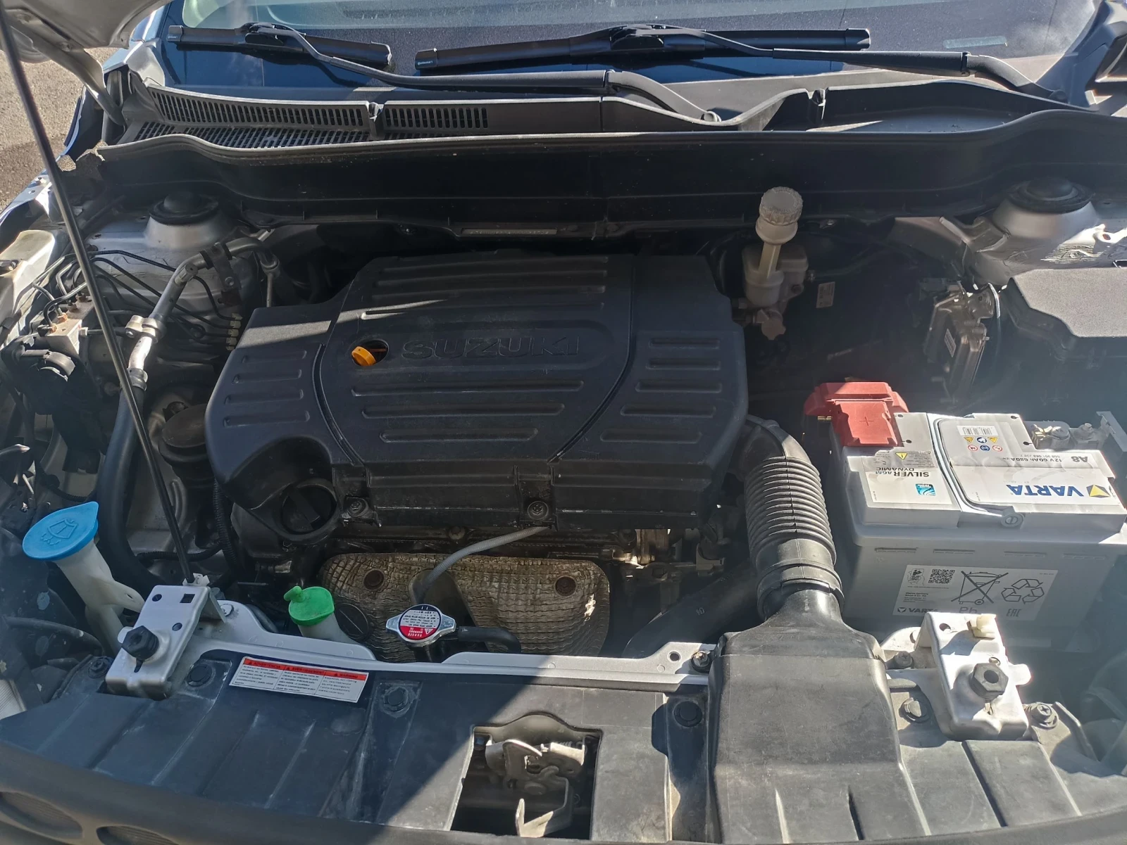 Suzuki Vitara 1.6i 4x4 Euro 6b , снимка 16 - Автомобили и джипове - 56719333