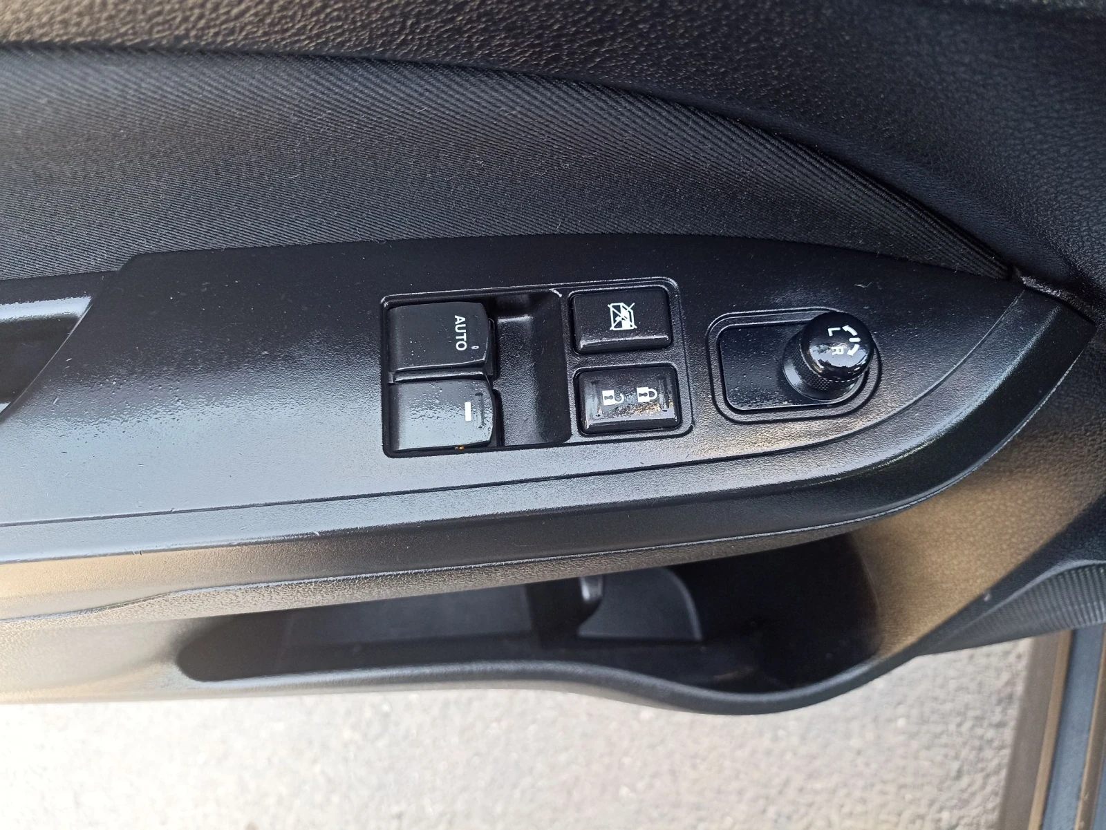 Suzuki Vitara 1.6i 4x4 Euro 6b , снимка 13 - Автомобили и джипове - 56719333