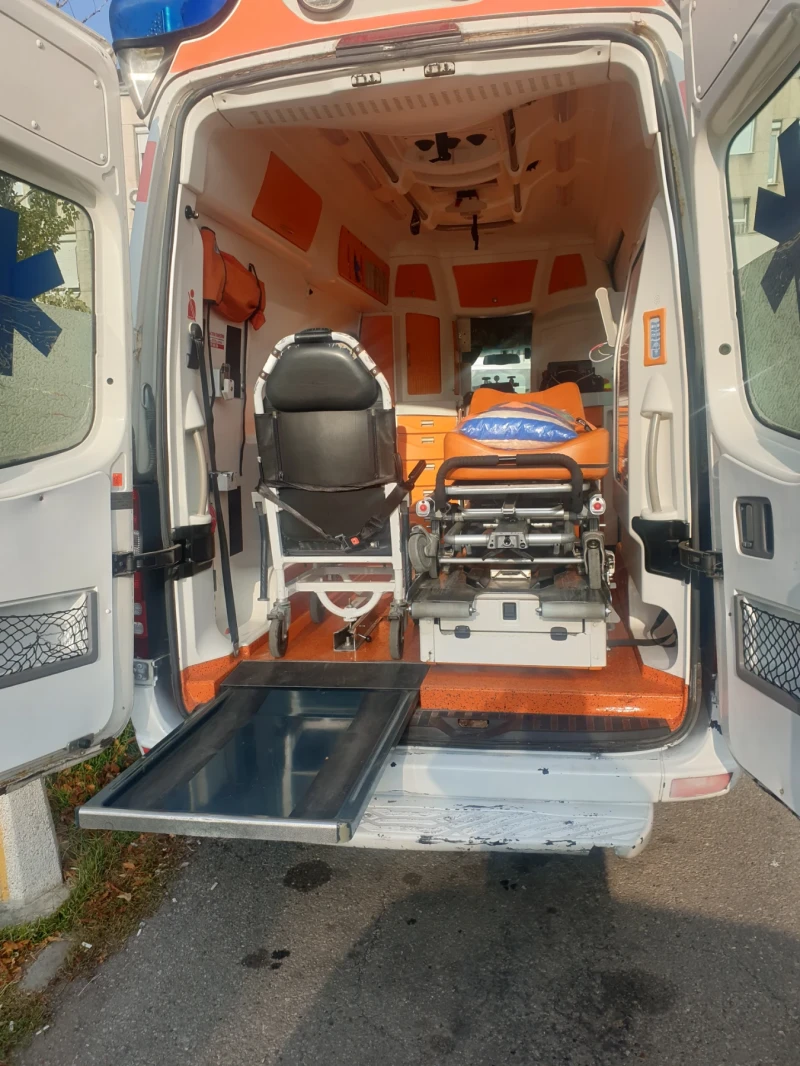 Mercedes-Benz Sprinter 315 2.2 CDI 150к.с  Бартер - Лизинг, снимка 3 - Бусове и автобуси - 53061225