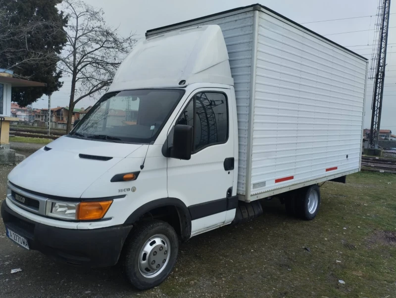 Iveco 35c13 2, 8/ 130ps