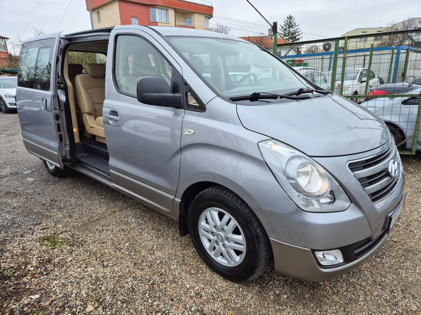 Hyundai H1 2.5CRDI/FULLL - изображение 8