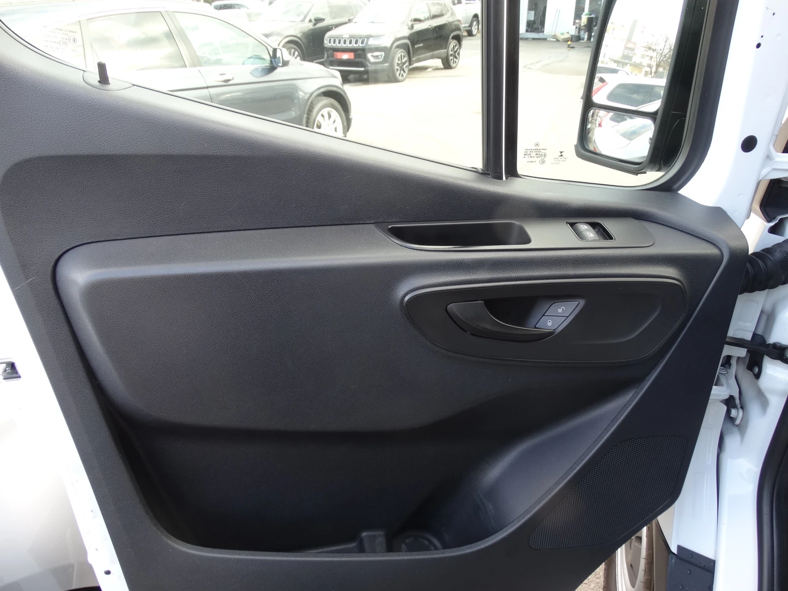 Mercedes-Benz Sprinter 317 CDI - изображение 7