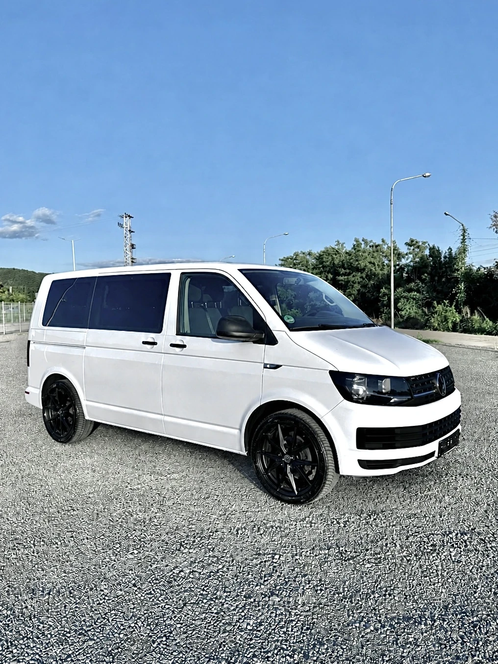 VW T6 2.0TDI CARAVELLE!8+ 1, 2х Клима, Нови гуми, Теглич, снимка 3 - Бусове и автобуси - 55287104