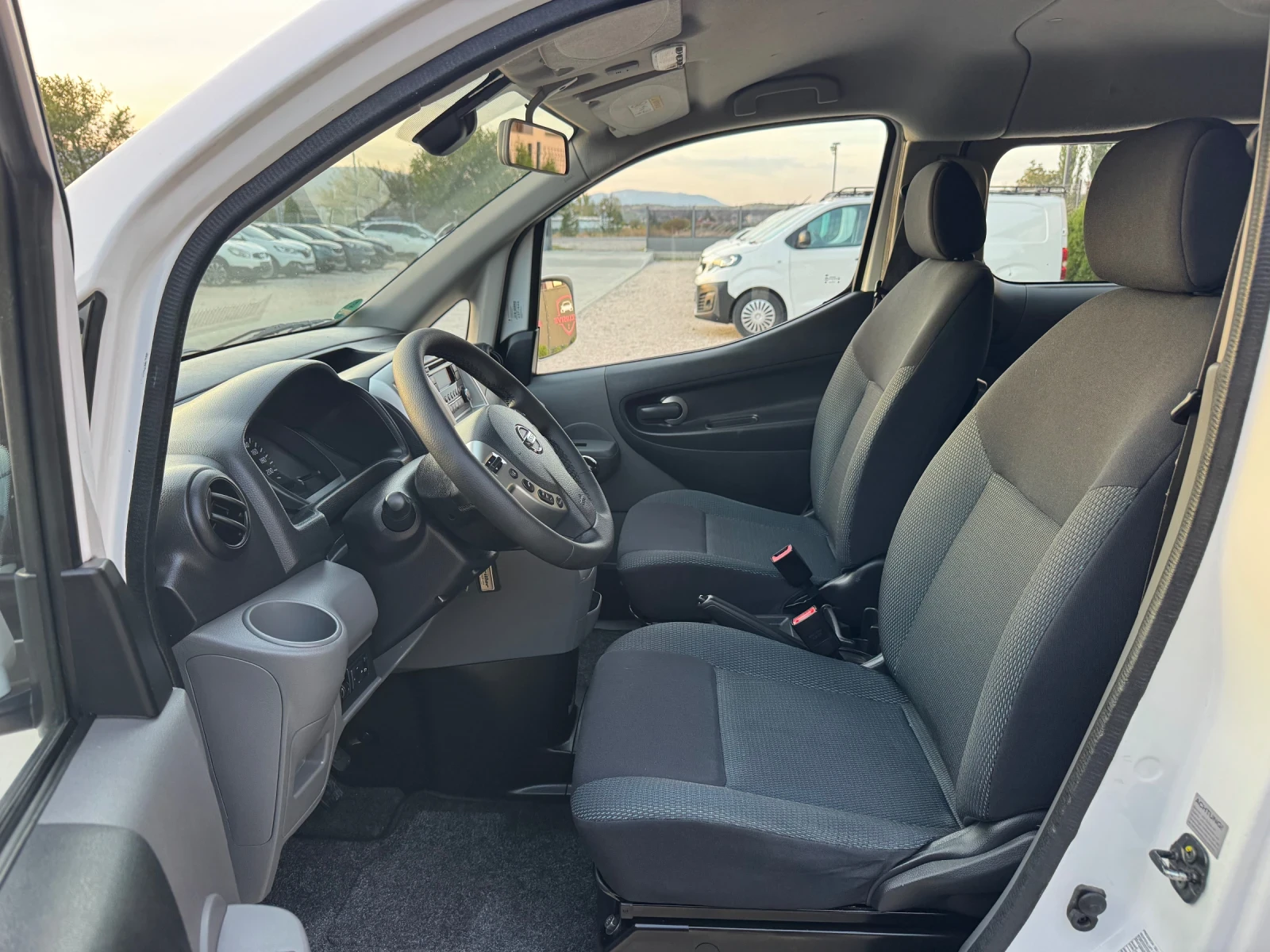 Nissan NV200 1.5DCI CAMERA TOP, снимка 10 - Бусове и автобуси - 56341505