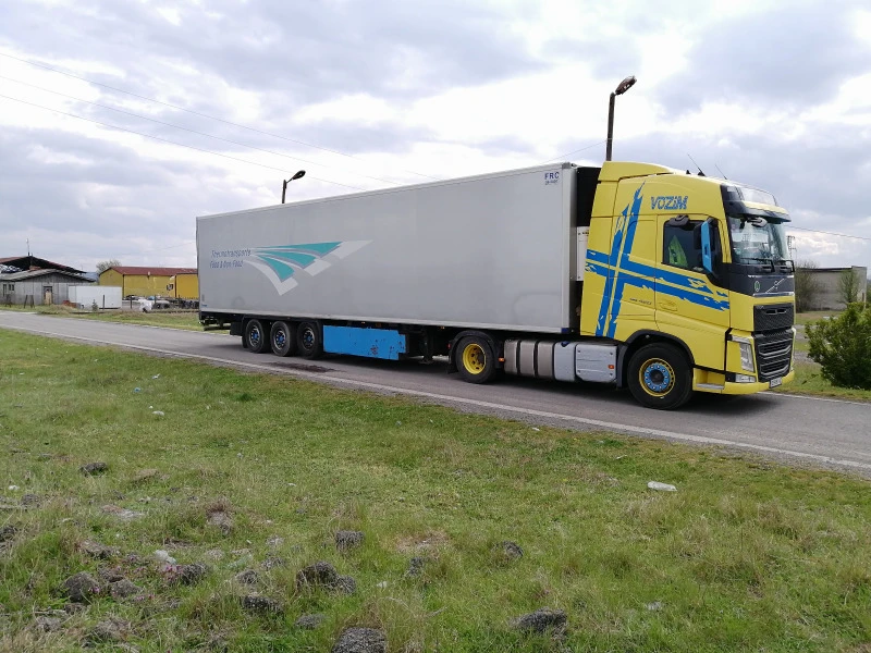 Volvo Fh 12, снимка 11 - Камиони - 46230884