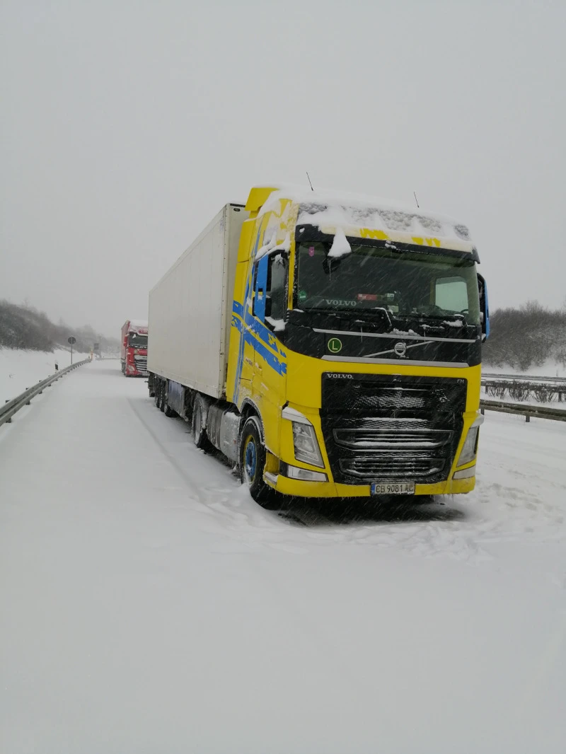 Volvo Fh 12, снимка 2 - Камиони - 46230884