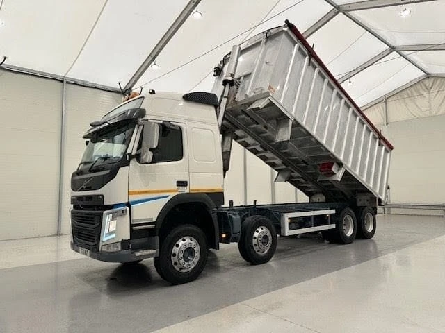 Volvo Fm 8x4  ЗЪРНОВОЗ , снимка 12 - Камиони - 55269652