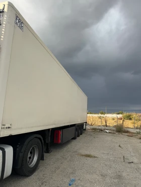 Полуремарке LeciTrailer