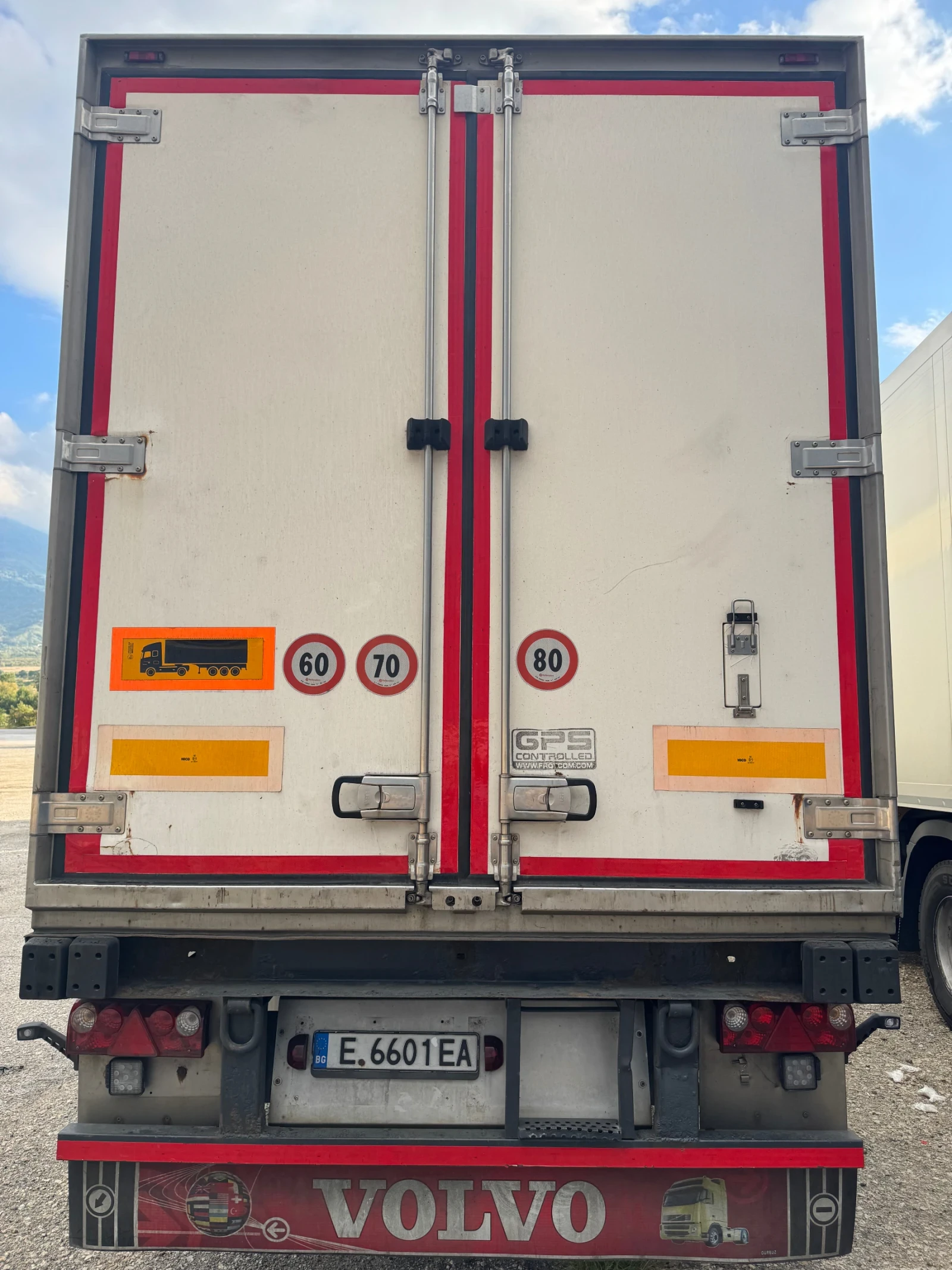 ����������� LeciTrailer | Mobile.bg � ����������� 6