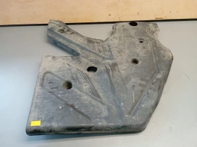 Кора под купе Мерцедес ГЛЕ 450 А1673522500R