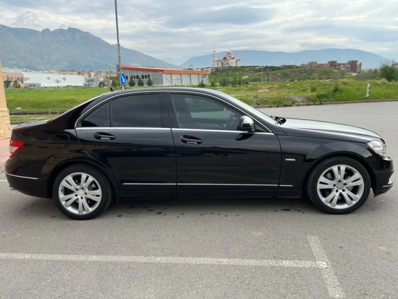 Mercedes-Benz C 320 7G-TRONIC, снимка 6 - Автомобили и джипове - 46891089