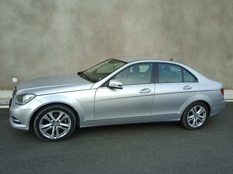 Mercedes-Benz C 220, снимка 3 - Автомобили и джипове - 47083500