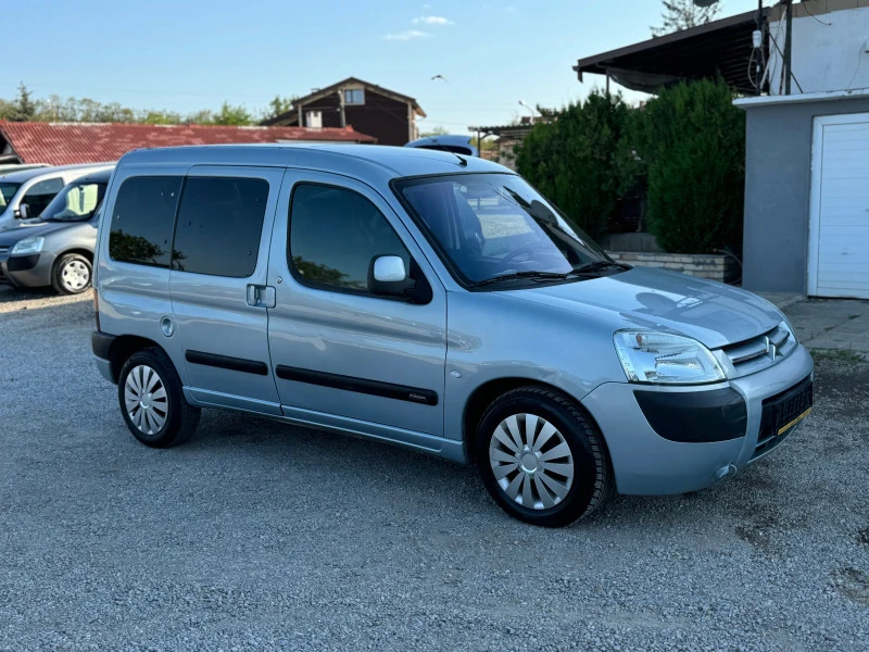 Citroen Berlingo 1.6i 109кс КЛИМАТИК 4-врати , снимка 6 - Автомобили и джипове - 46558086