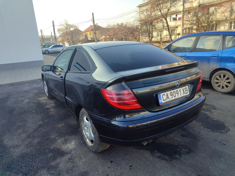 Mercedes-Benz C 180, снимка 6 - Автомобили и джипове - 48948481