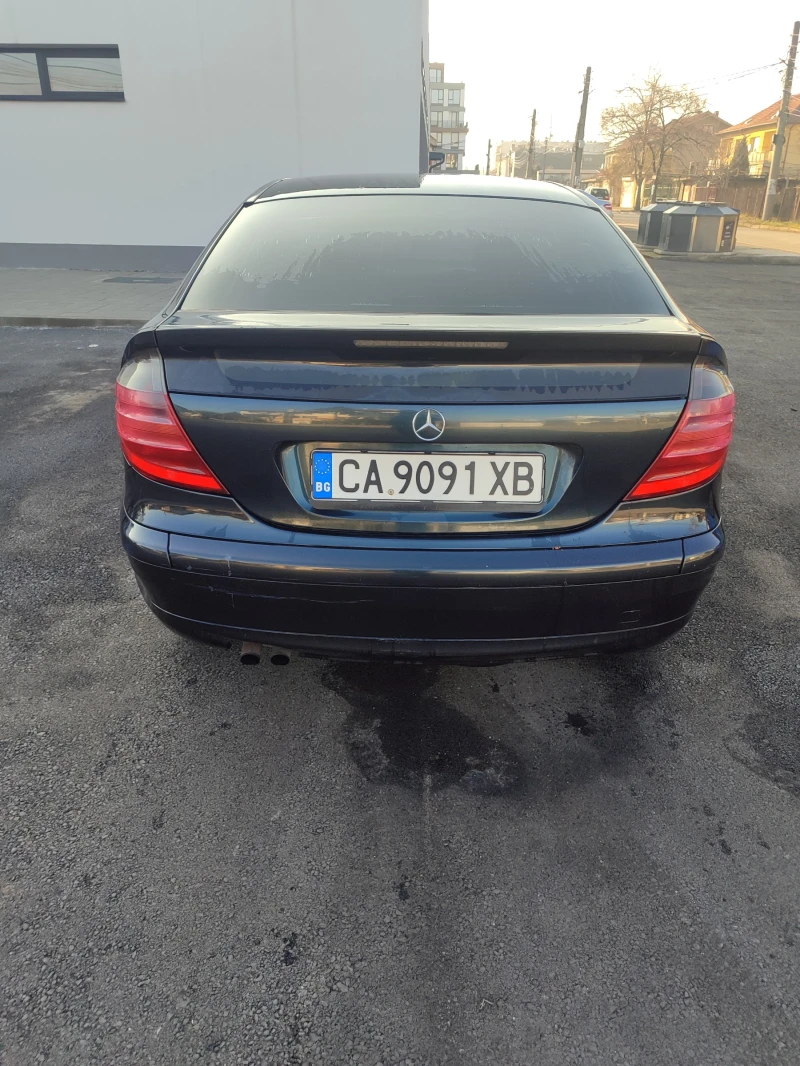 Mercedes-Benz C 180, снимка 5 - Автомобили и джипове - 48948481