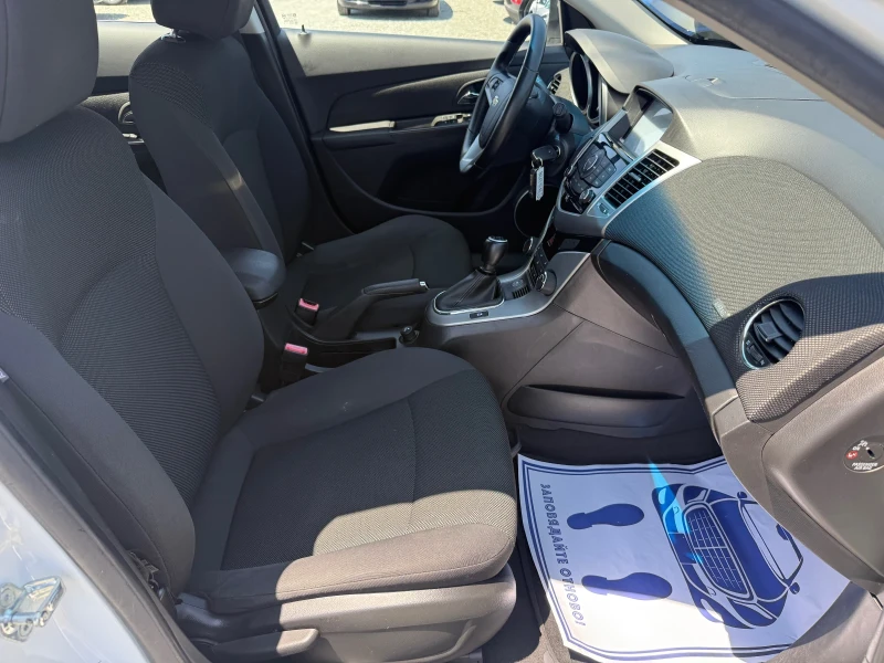 Chevrolet Cruze (KATO НОВА)^(АГУ), снимка 14 - Автомобили и джипове - 50650088
