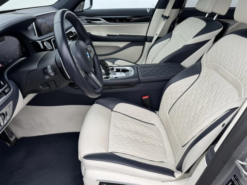 BMW 760 xDrive Sedan, снимка 9 - Автомобили и джипове - 51759665