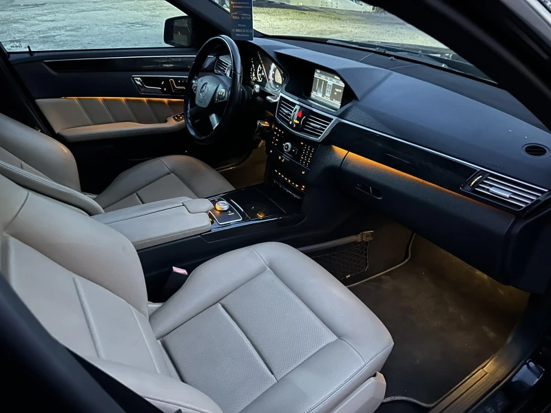Mercedes-Benz E 350 AMG HK KEYLESS , снимка 11 - Автомобили и джипове - 52284617