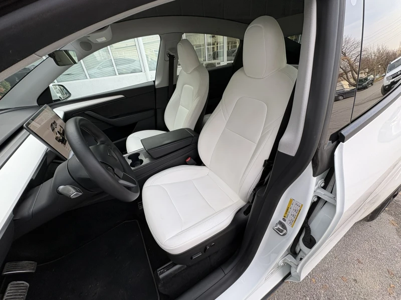 Tesla Model Y Long range Giga Berlin НАЛИЧНА!, снимка 8 - Автомобили и джипове - 52486654