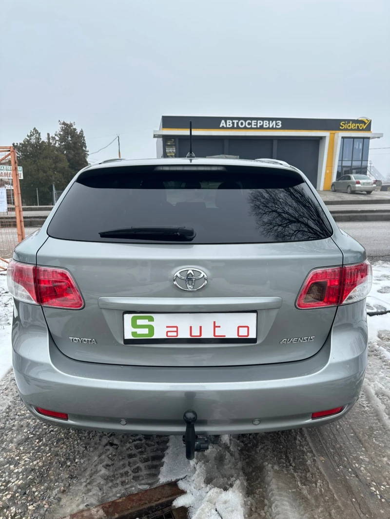 Toyota Avensis 2.0 D-4D, снимка 4 - Автомобили и джипове - 53235861