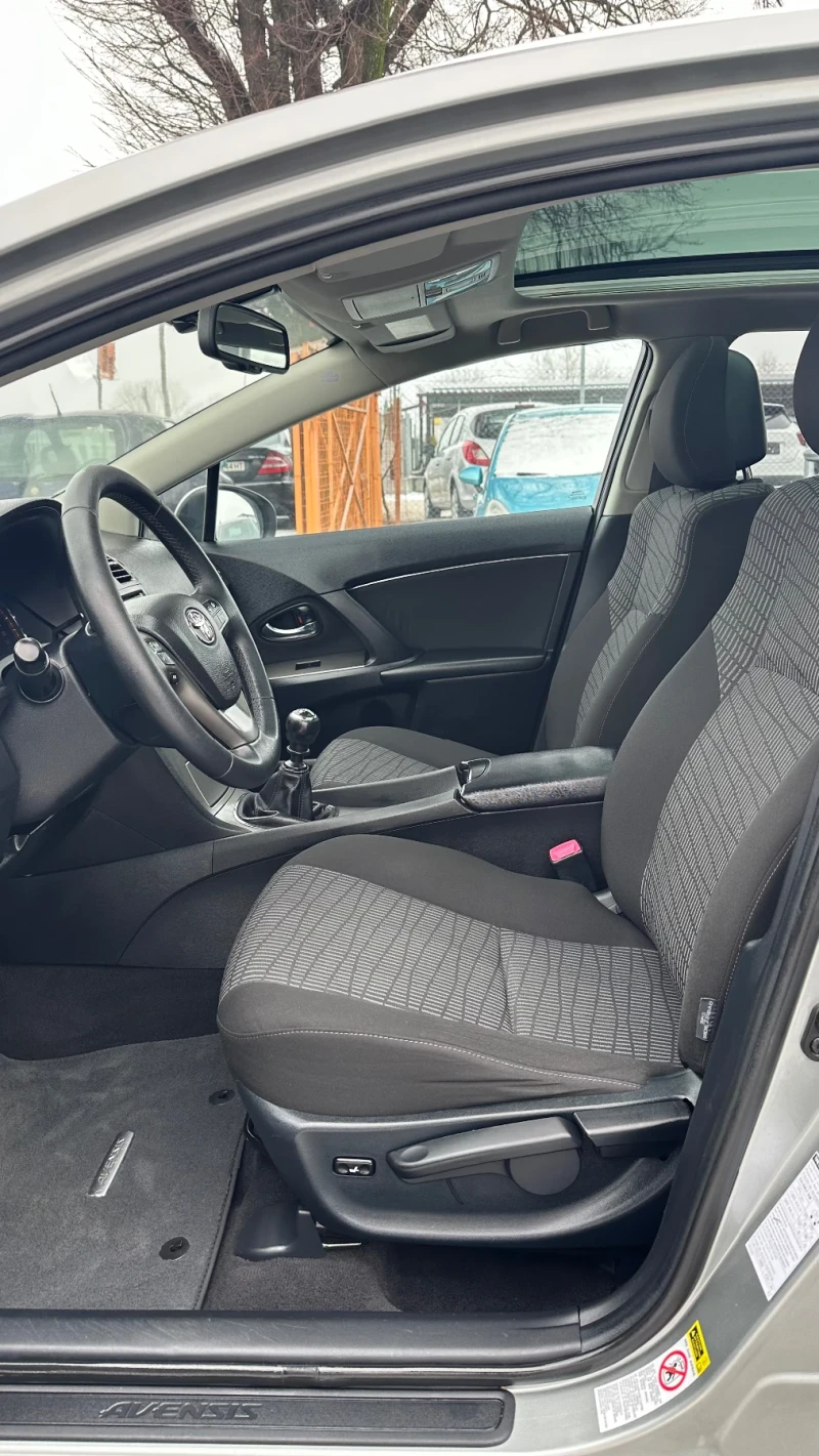 Toyota Avensis 2.0 D-4D, снимка 9 - Автомобили и джипове - 53235861