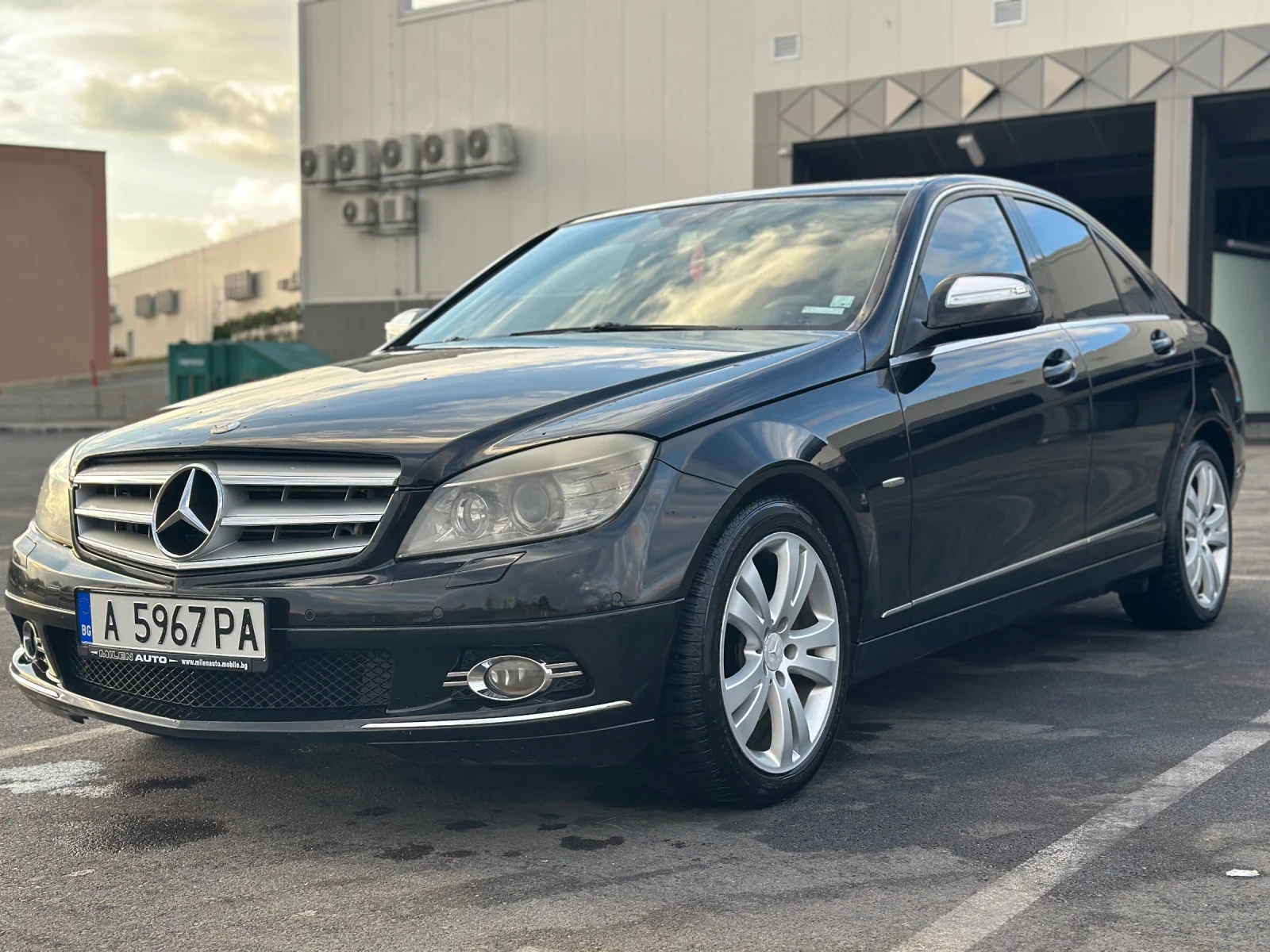 Mercedes-Benz C 320 7G-TRONIC - изображение 5