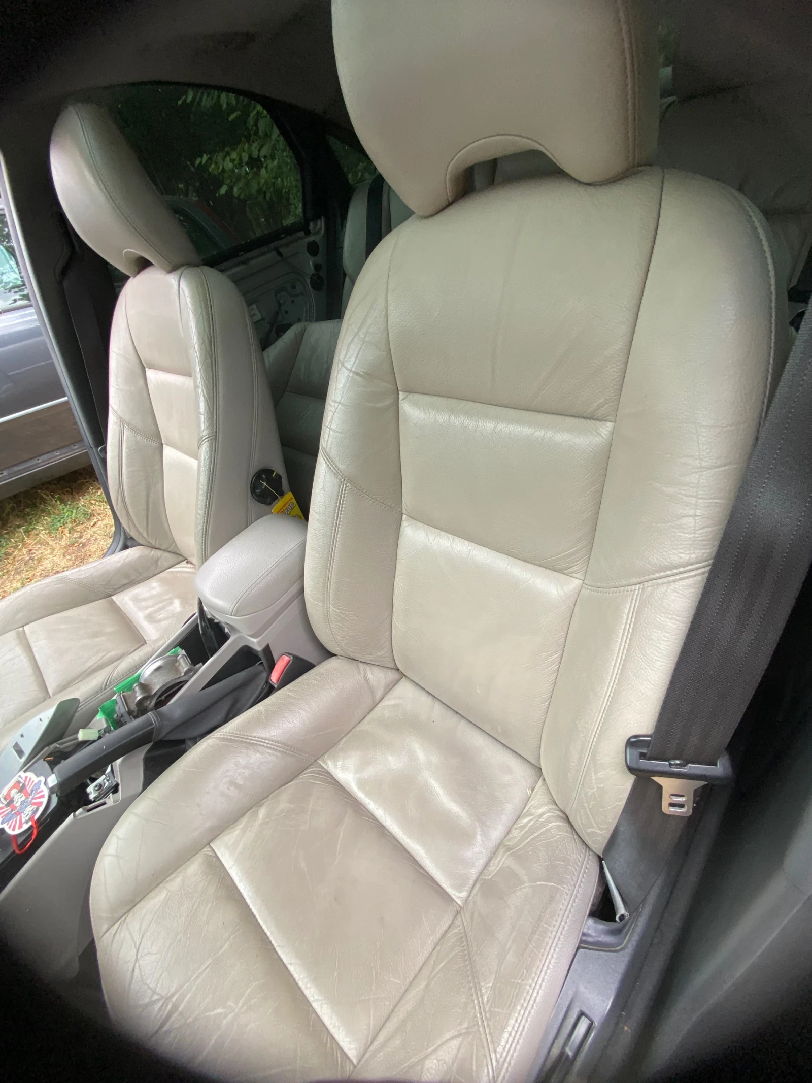 Volvo V70 2.5 - изображение 2