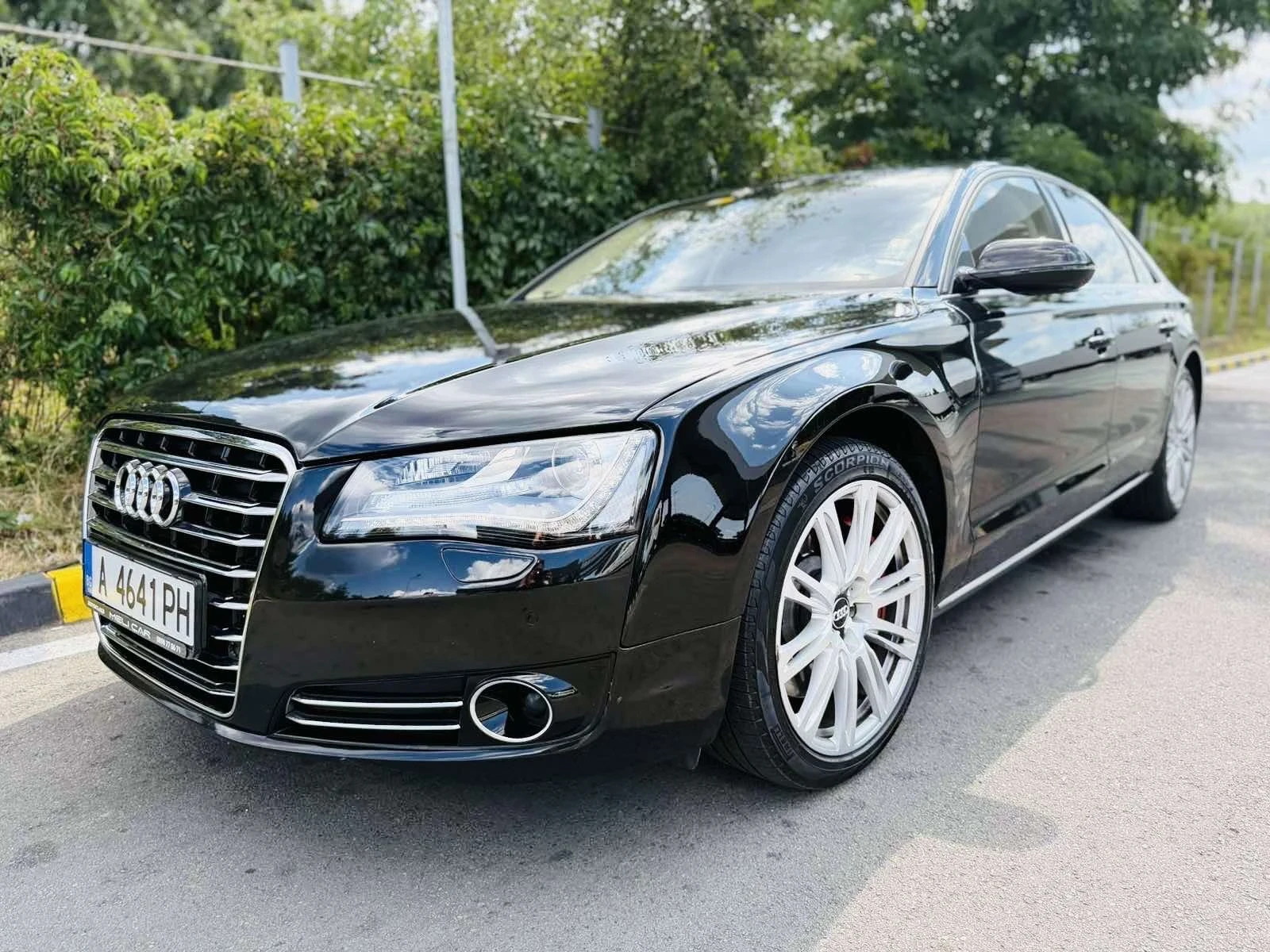 Audi A8 4.2 - изображение 3