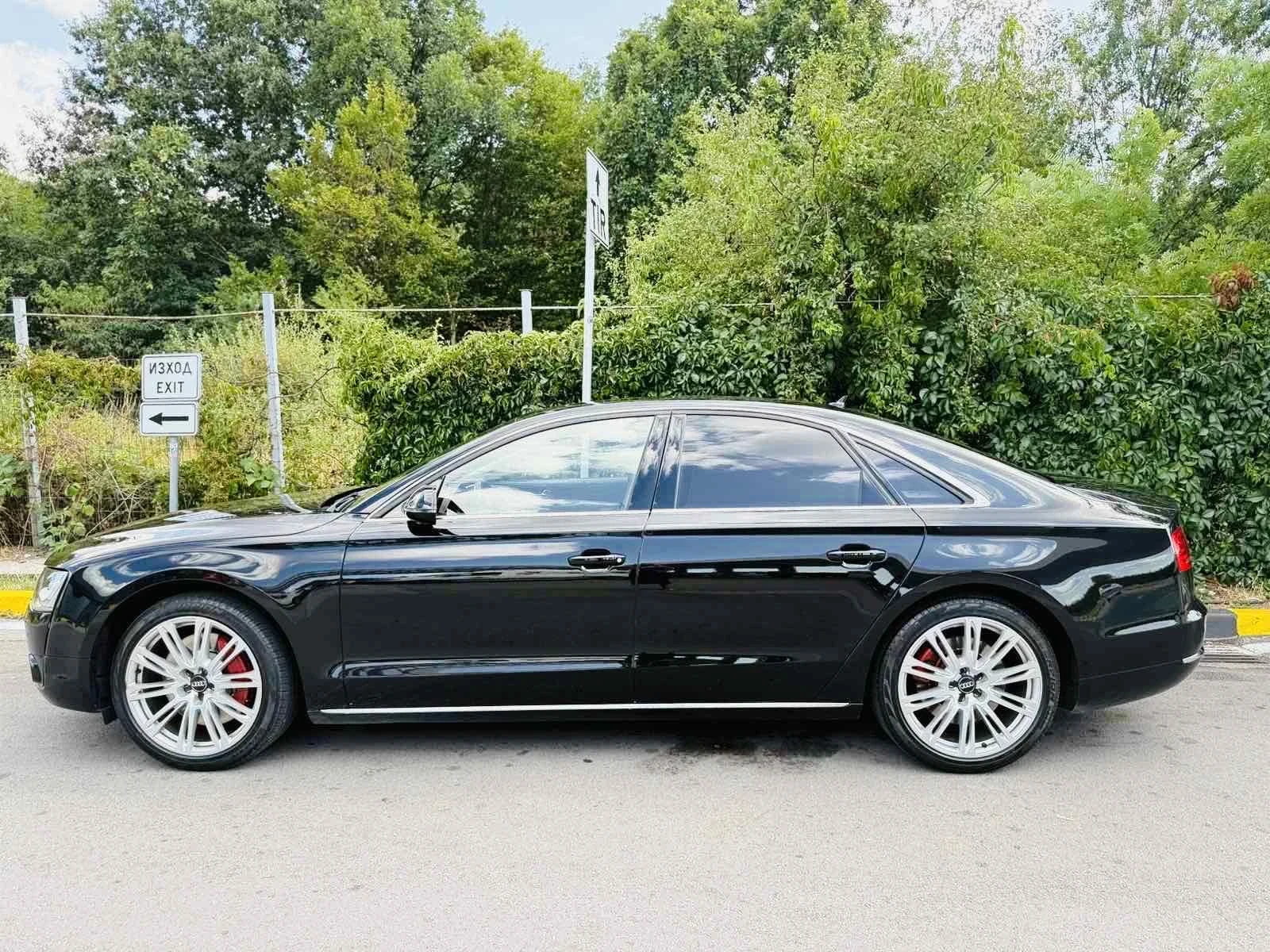 Audi A8 4.2 - изображение 7