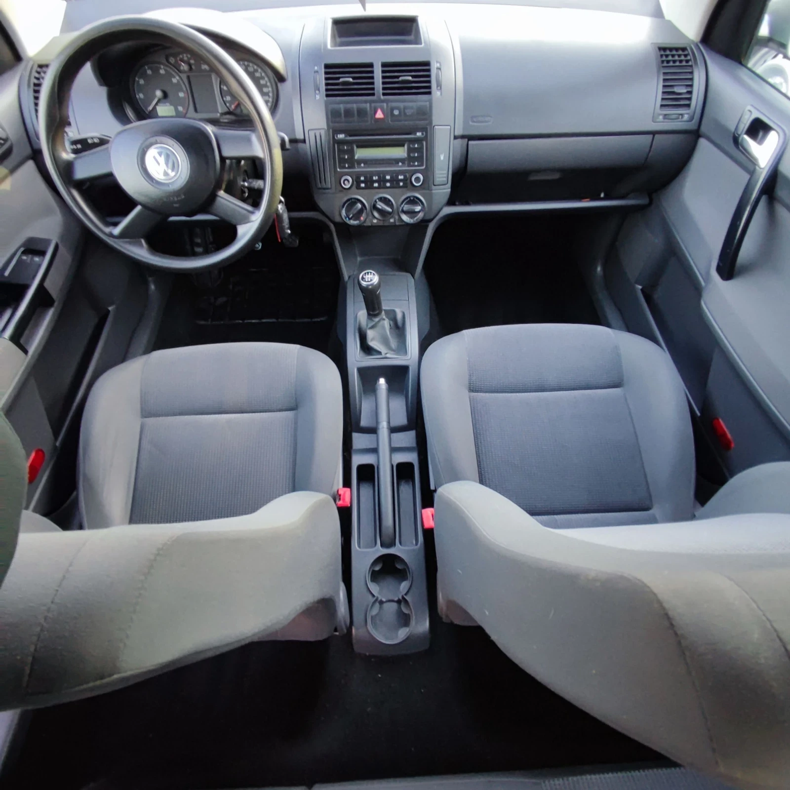 VW Polo 1.2i* 74хкм* климатик*  - изображение 10