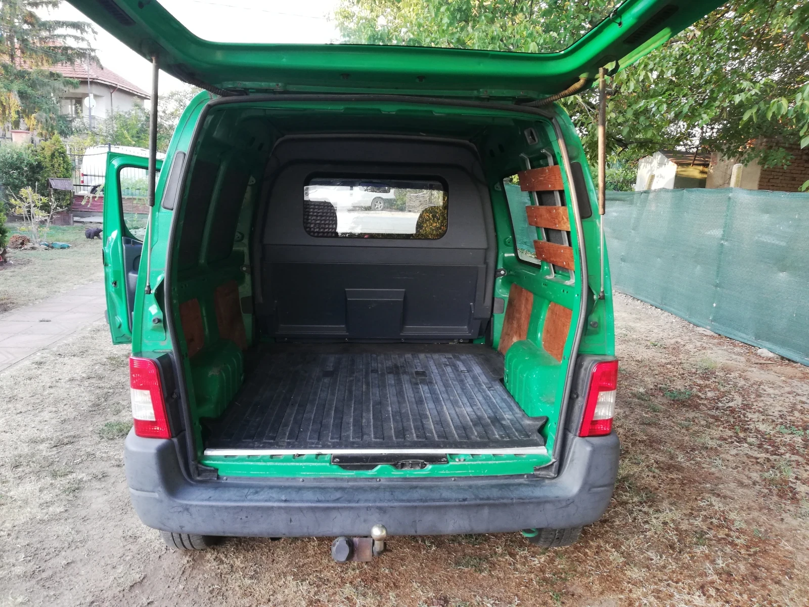 Peugeot Partner КЛИМАТИК 1.6 HDI 90к.с  - изображение 10