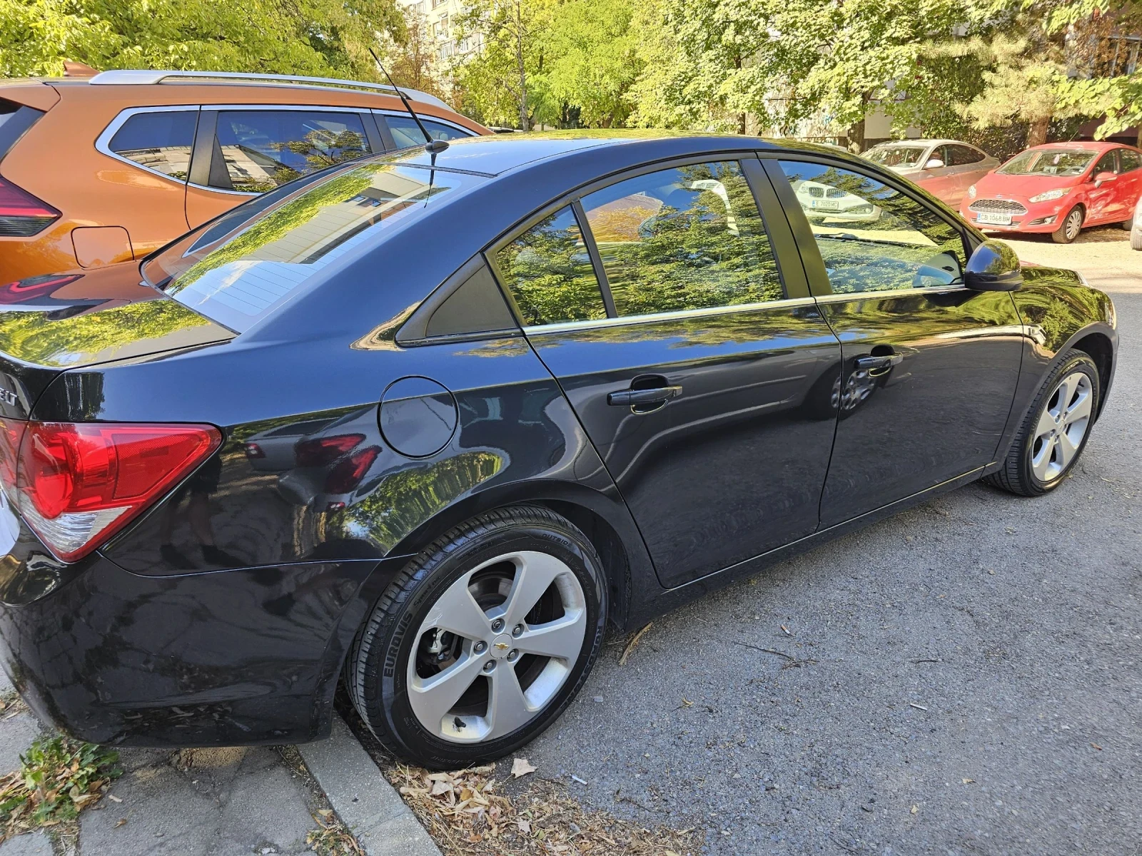 Chevrolet Cruze 1.8 / 141 HP / J300 / - изображение 3