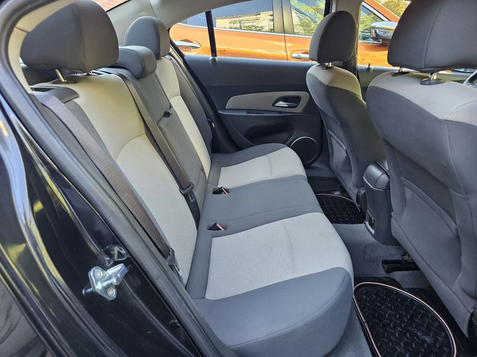 Chevrolet Cruze 1.8 / 141 HP / J300 / - изображение 9