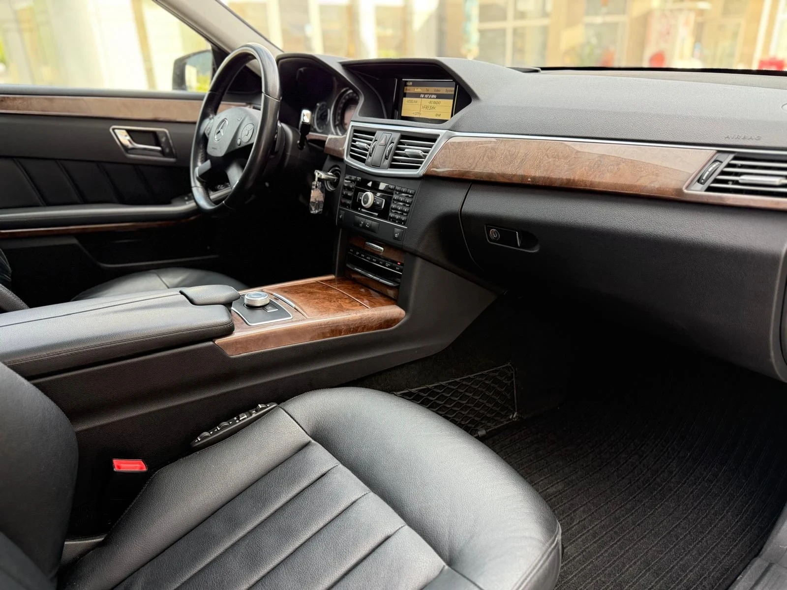 Mercedes-Benz E 350 Дистроник* 4+ Подгрева* Камера - изображение 10