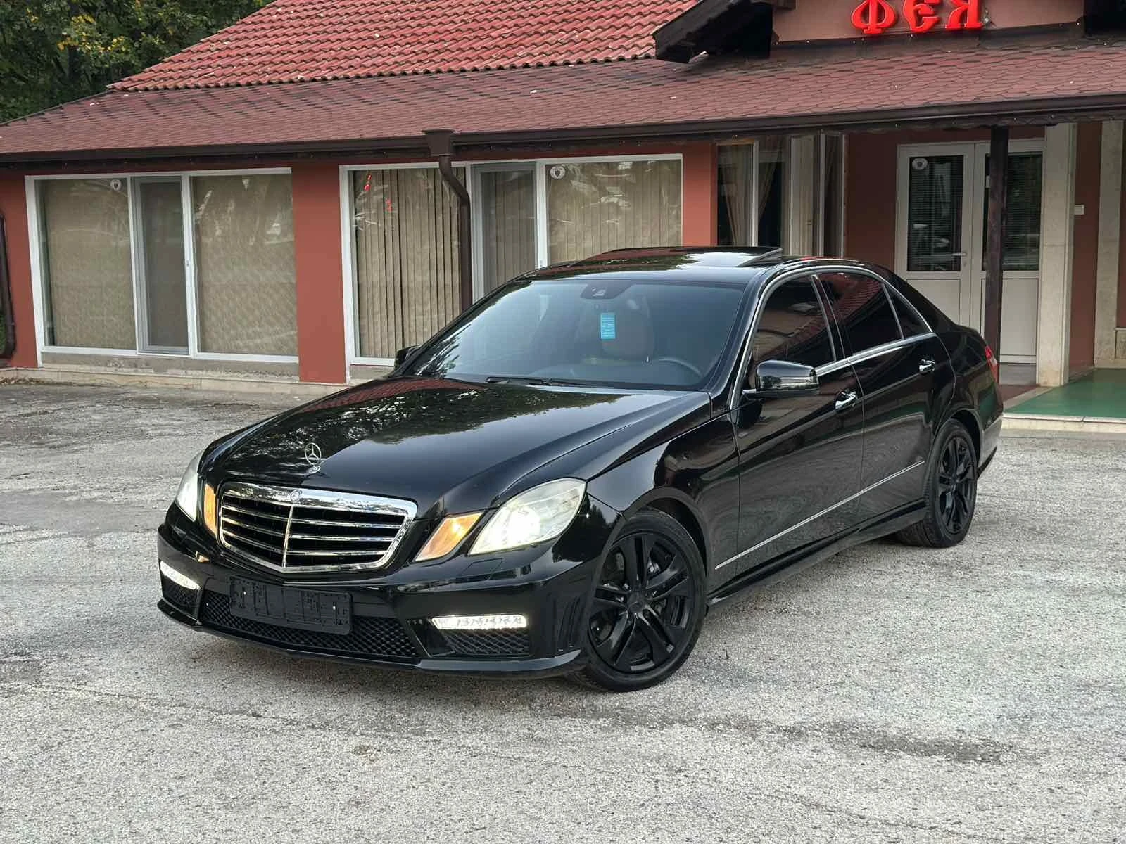 Mercedes-Benz E 350 AMG HK KEYLESS  - изображение 2